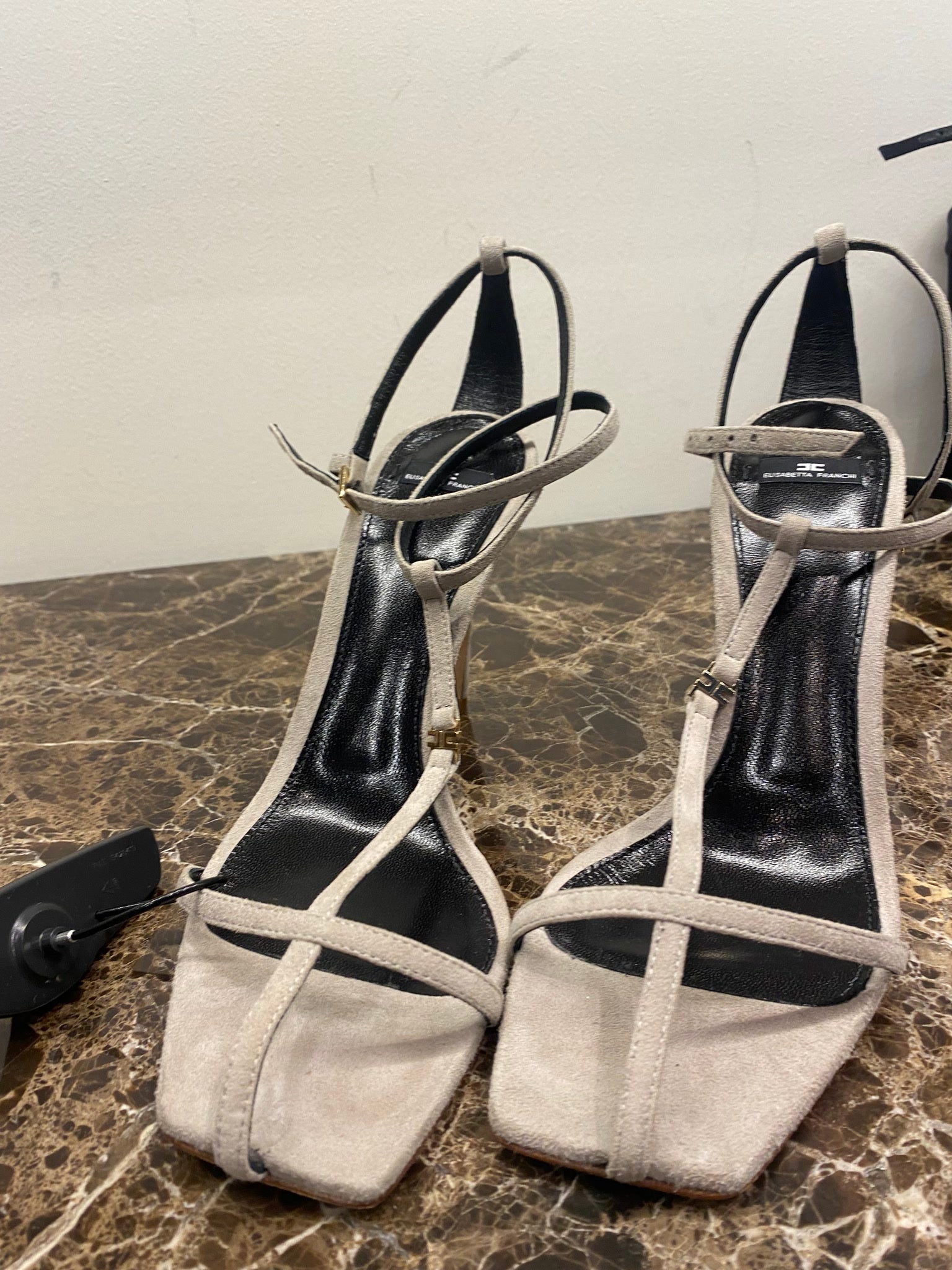 Elisabetta Franchi Damskie sandały perłaElisabetta Franchi