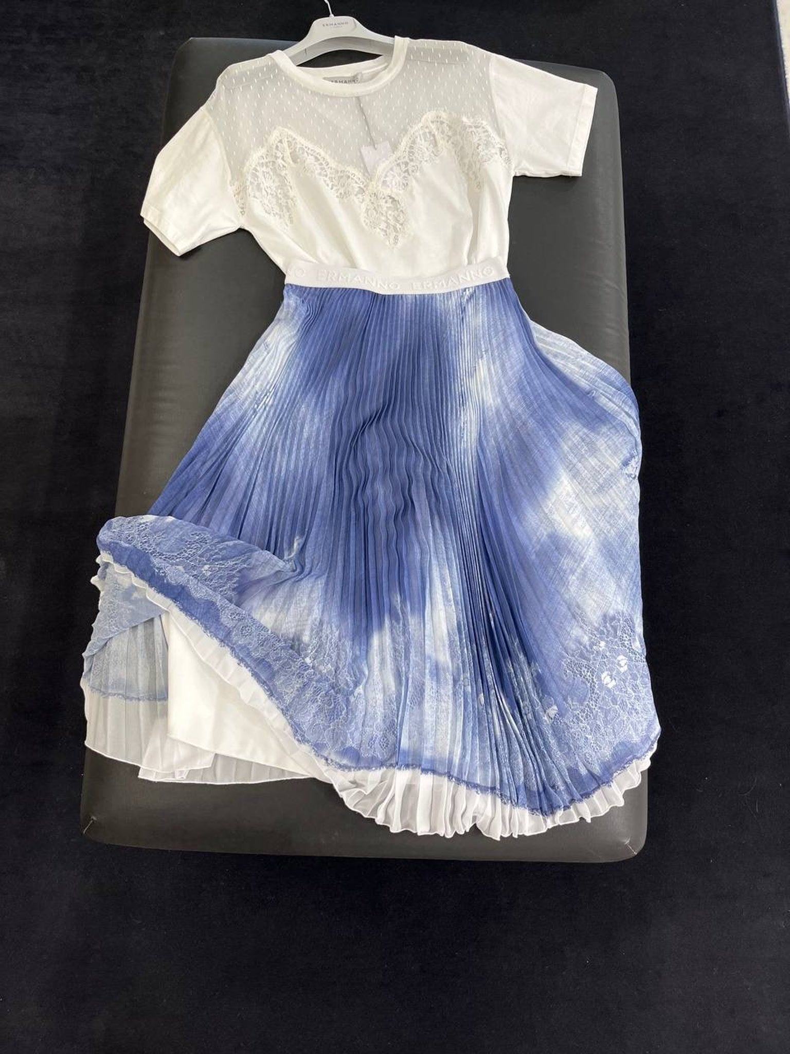ERMANNO SCERVINO Ermanno Firenze SkirtERMANNO SCERVINO