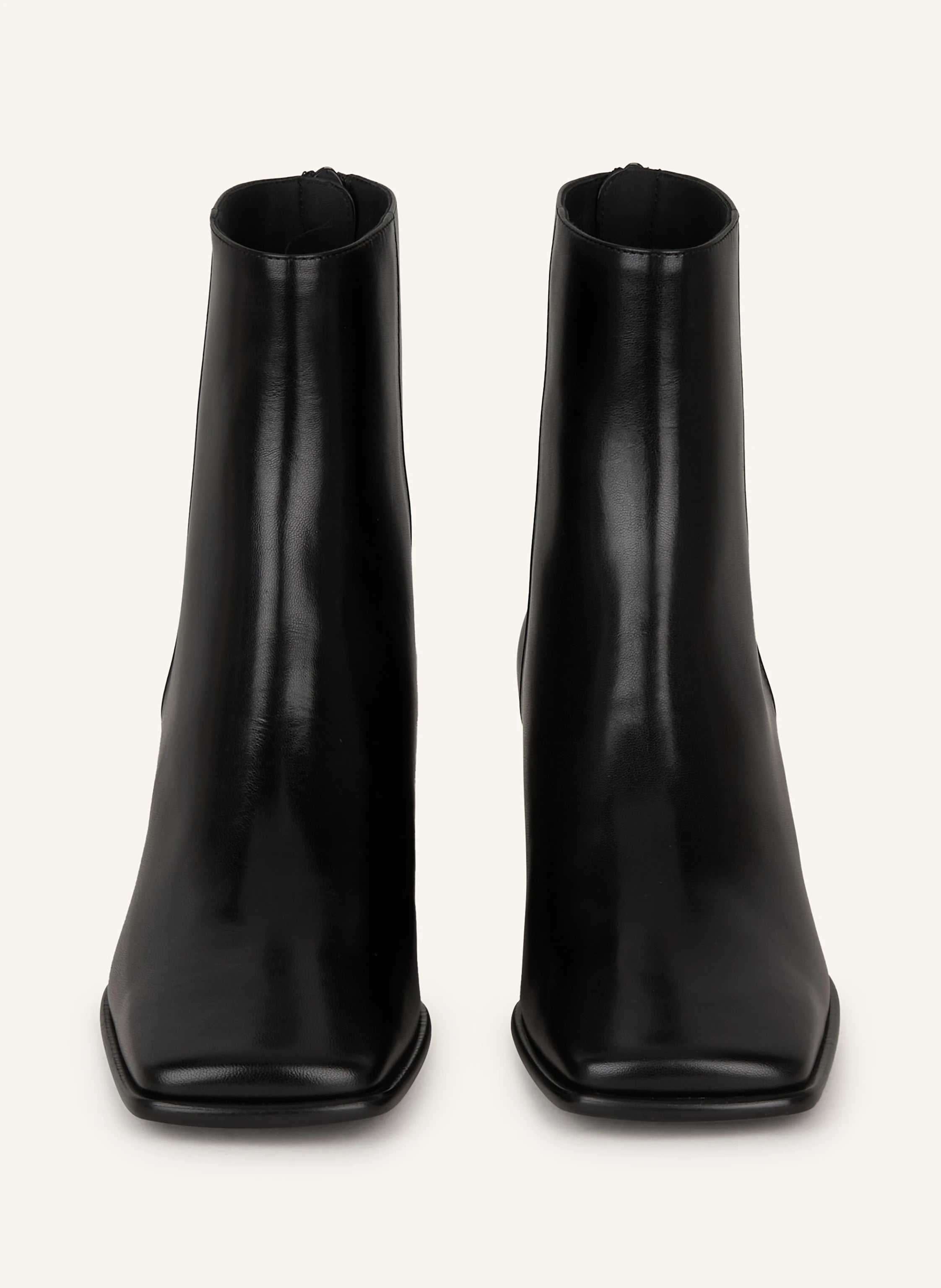 Fendi BootsFendi