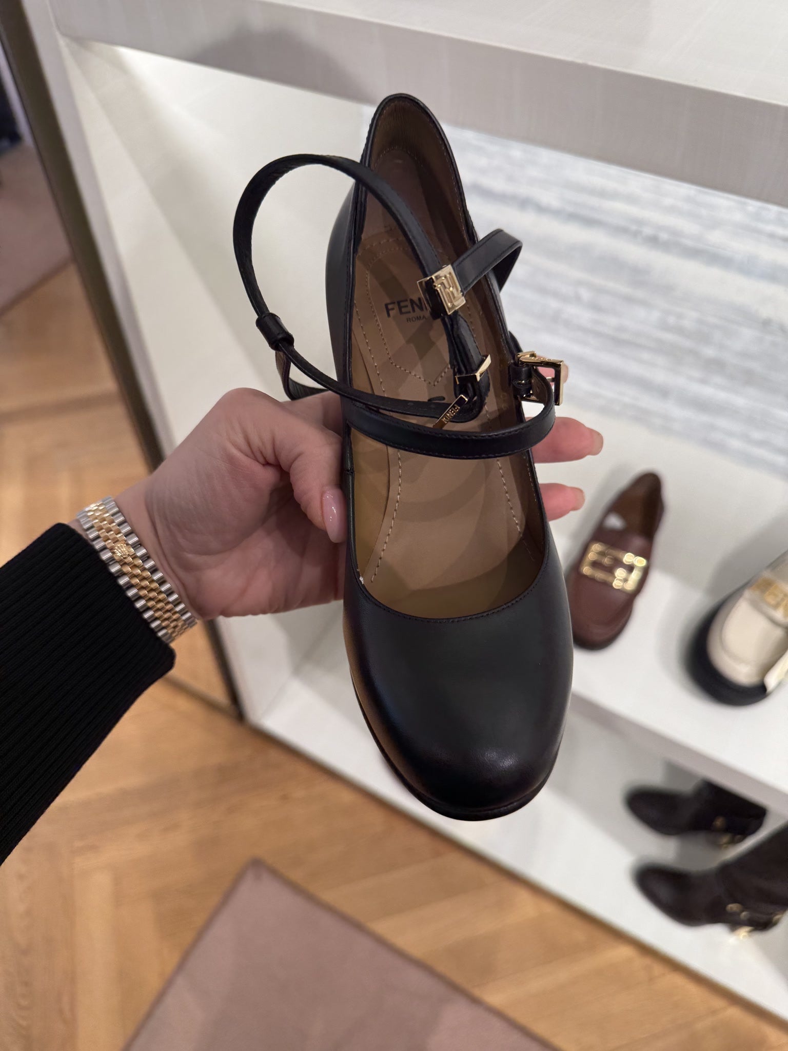 Fendi Vitello Delfina High Heel PumpsFendi