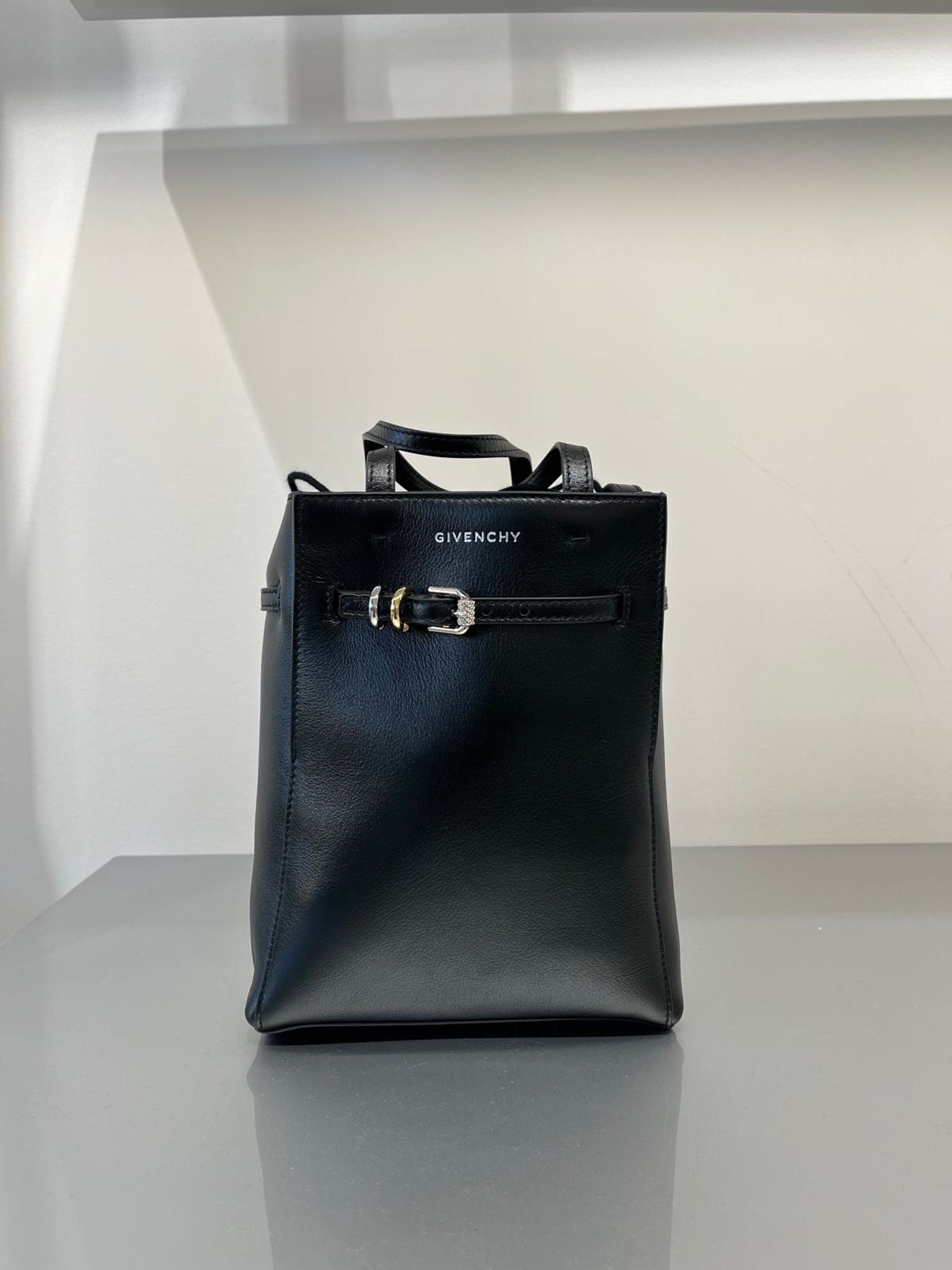 Givenchy Damska torebka czarnaGivenchy