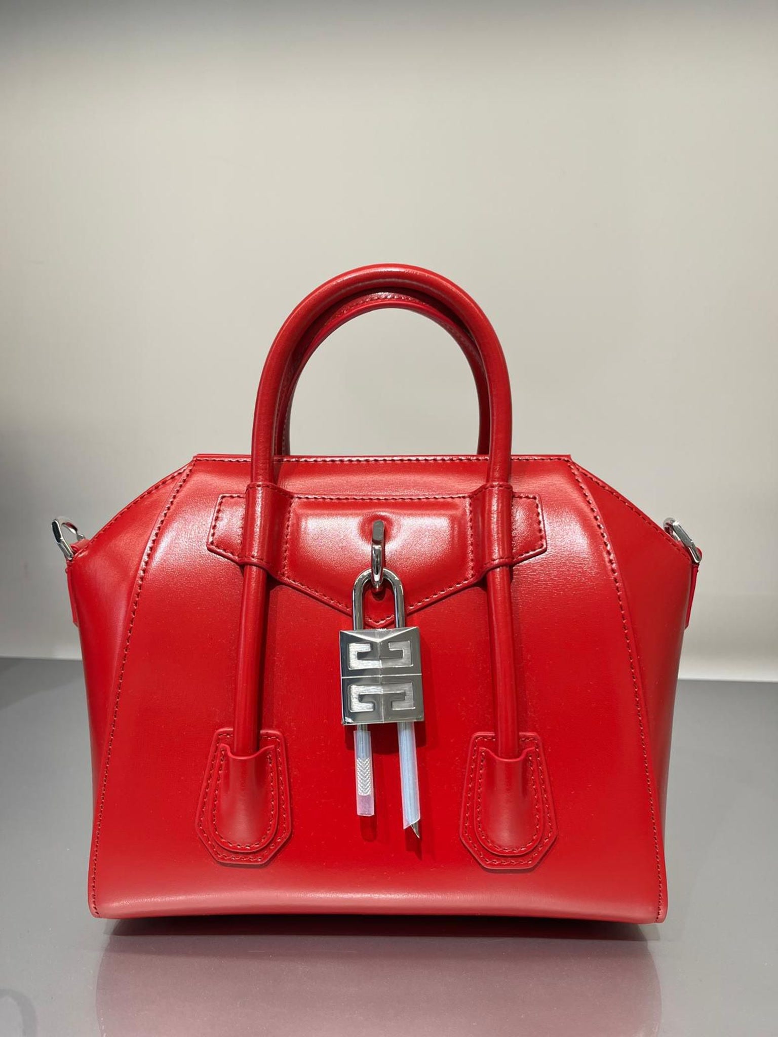 Givenchy Damska torebka czerwonaGivenchy