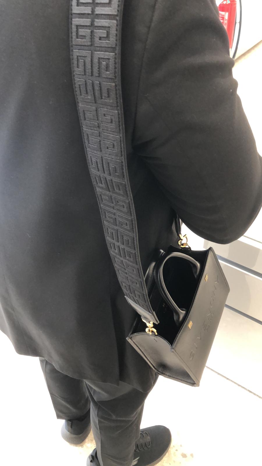 Givenchy G - Tote Medium Tote BagGivenchy