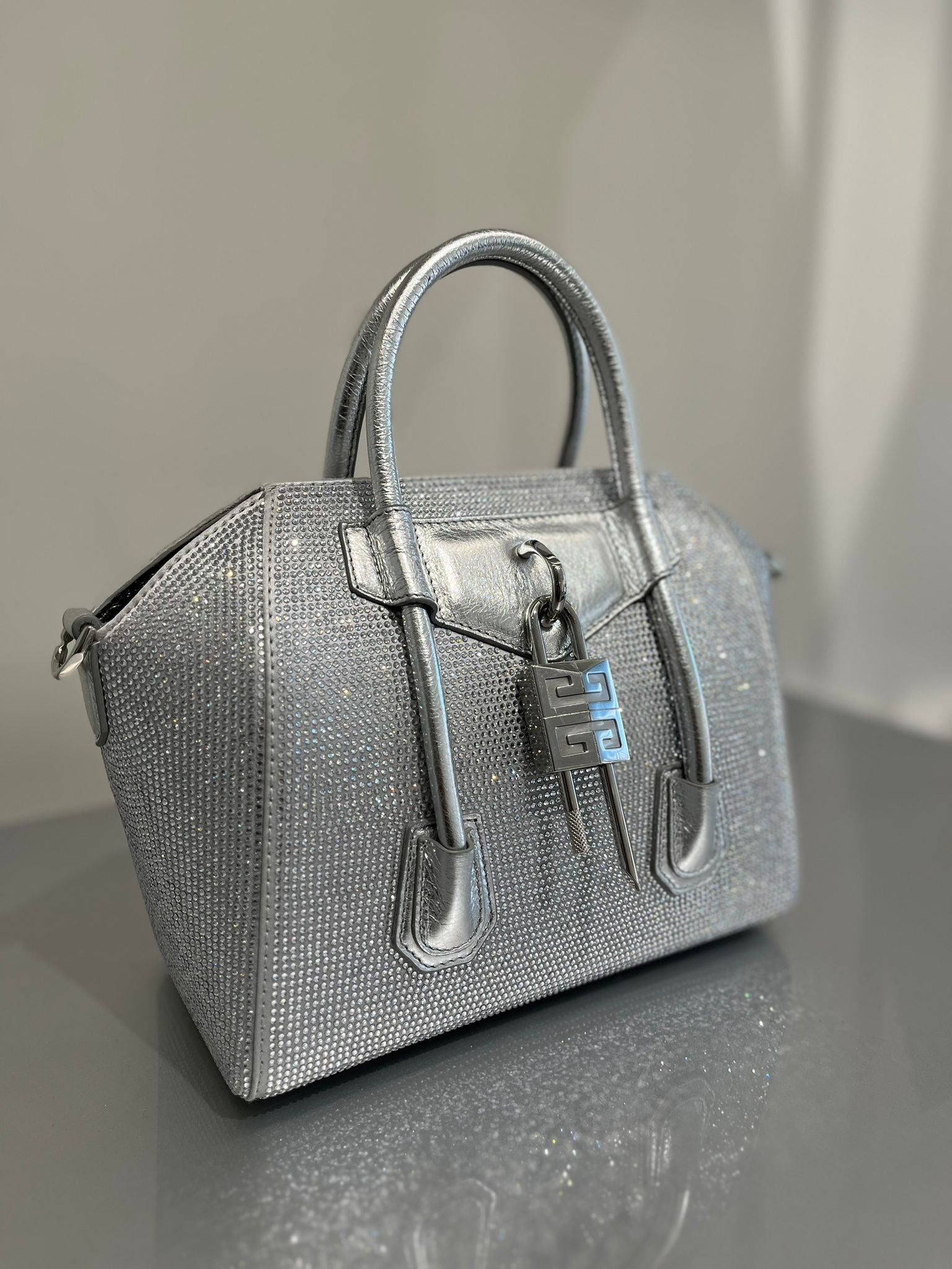 Givenchy Torba Damska Srebrna BB50U0B1QCGivenchy