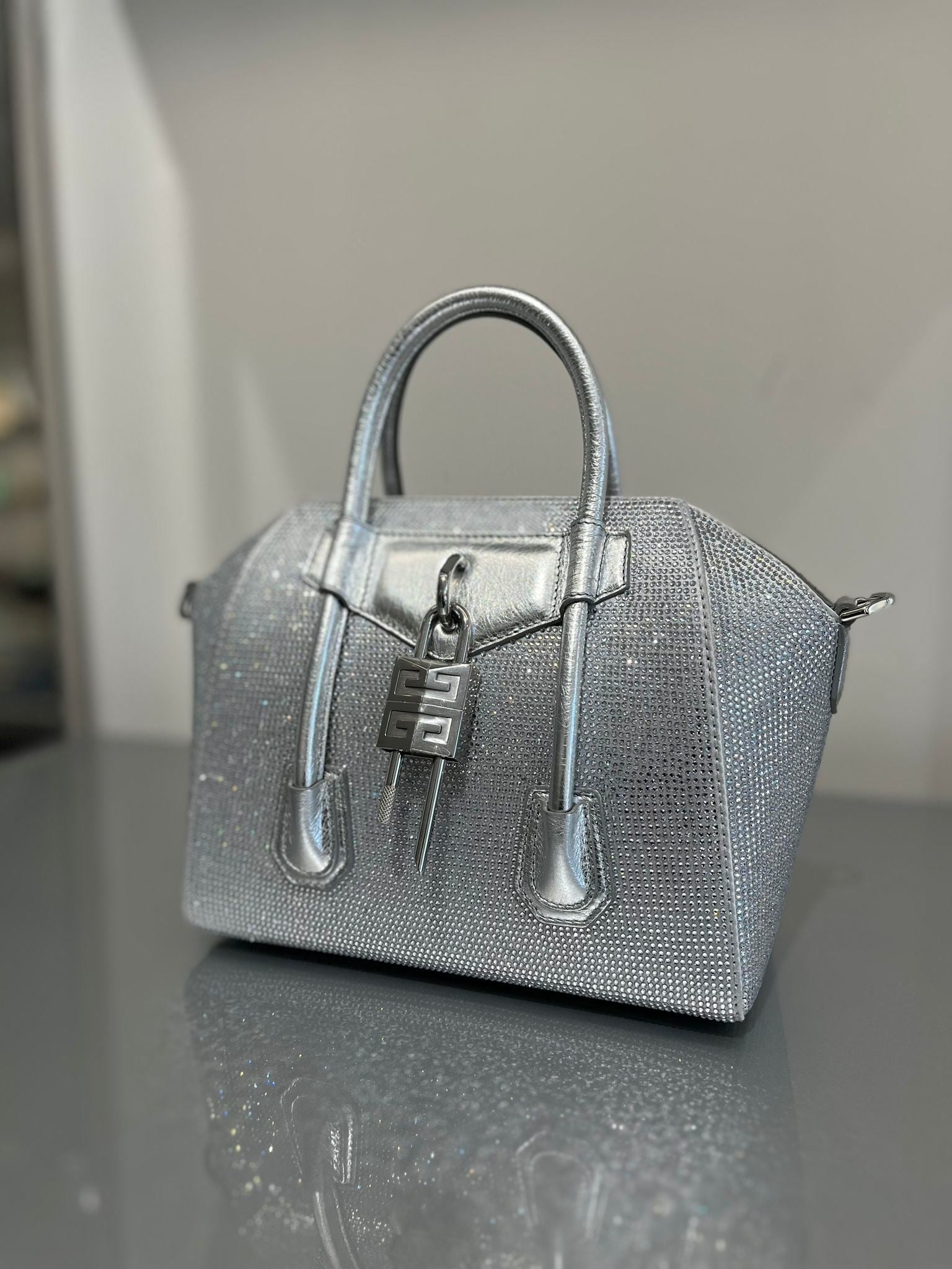 Givenchy Torba Damska Srebrna BB50U0B1QCGivenchy