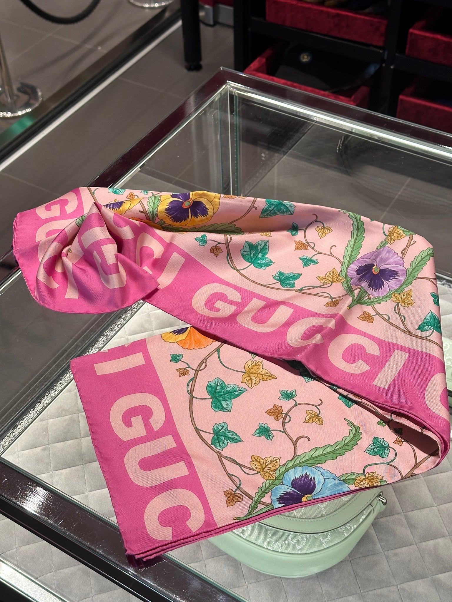 Gucci CA VIOLE 90X90Gucci