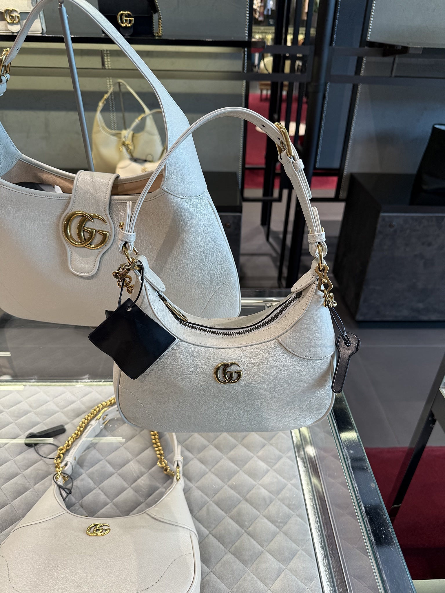 Gucci cream Aphrodite Small shoulder bagGucci