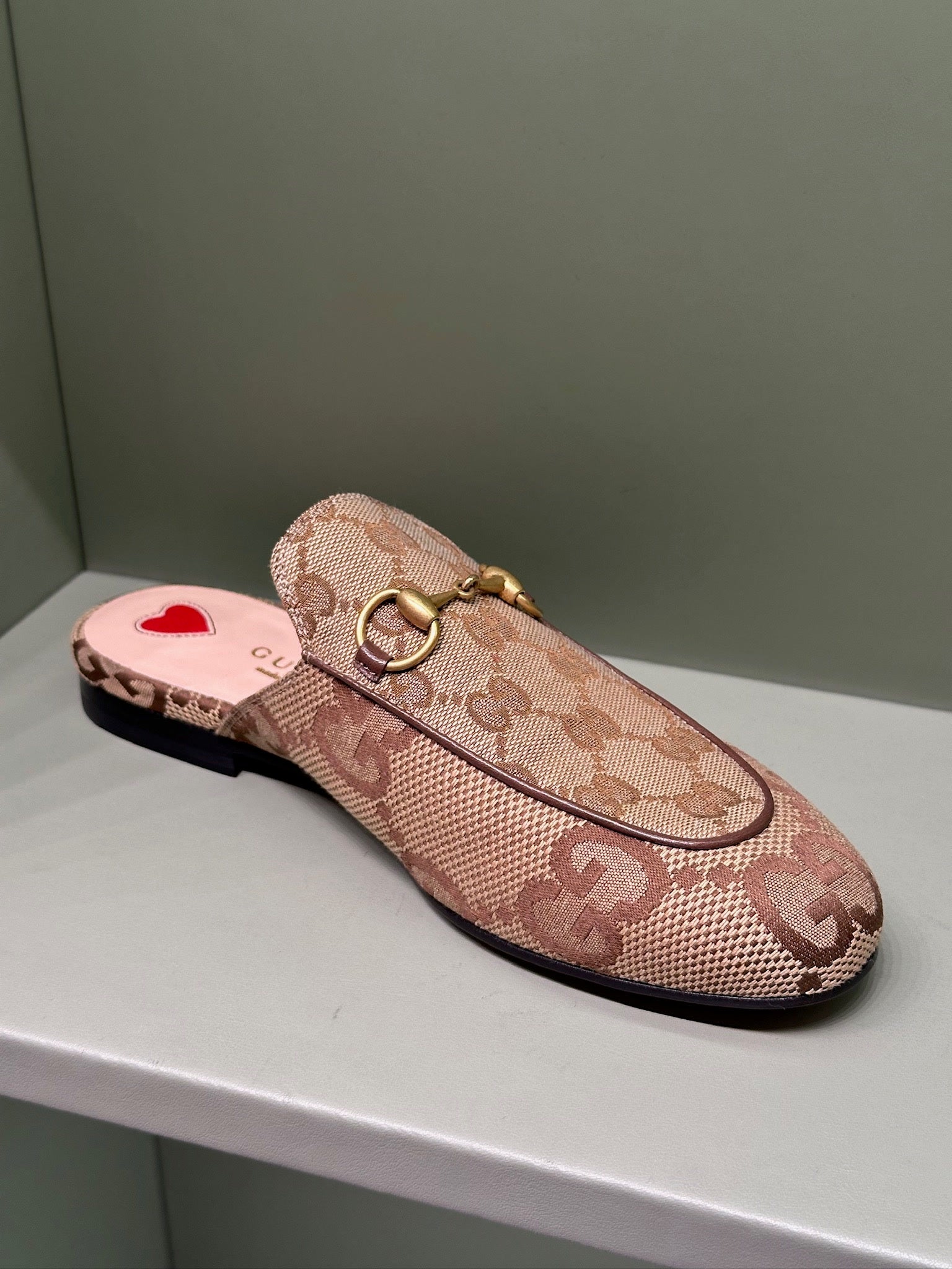 Gucci PrincetownGucci