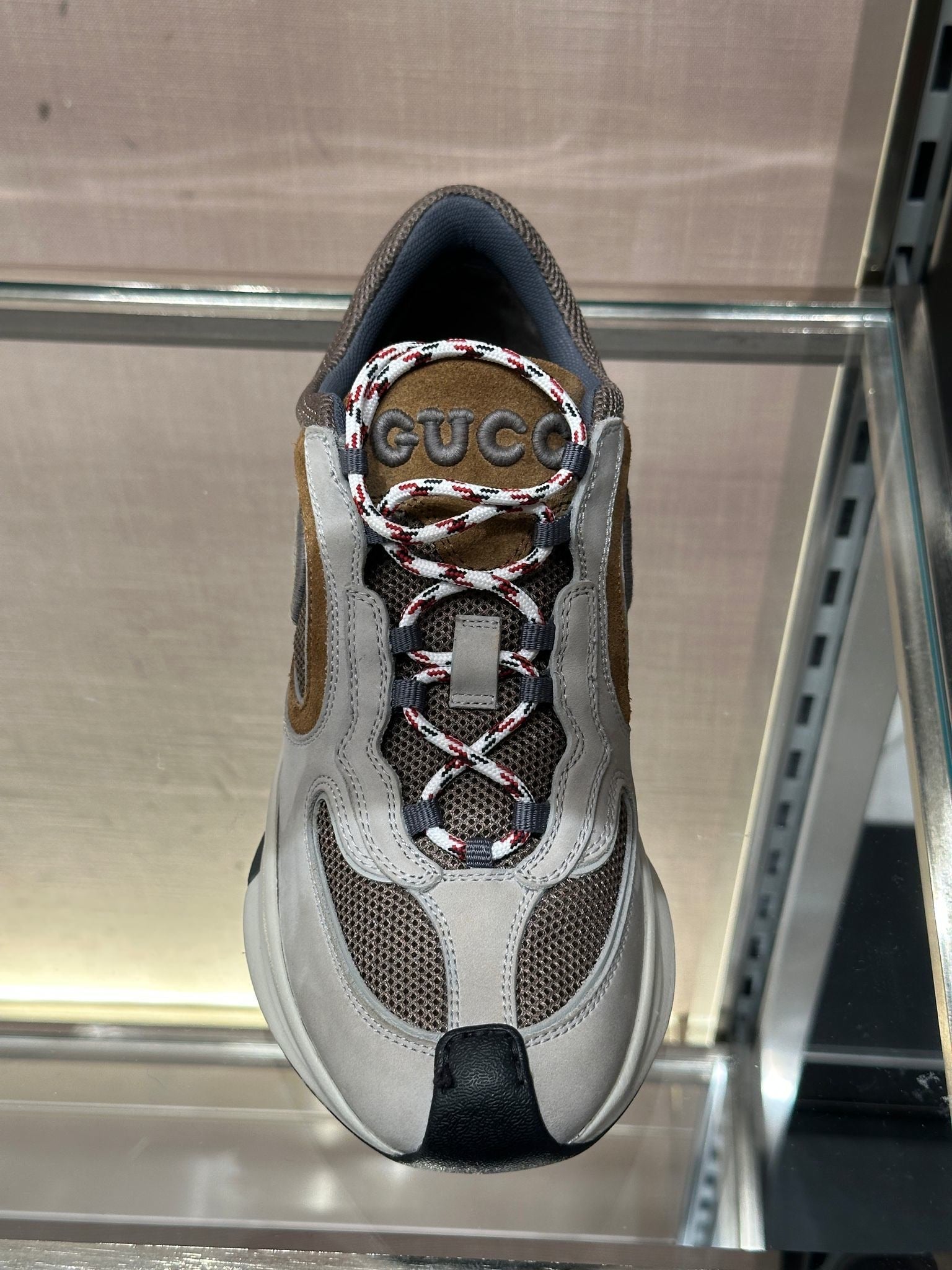 Gucci Run Premium Sneakers white and brownGucci