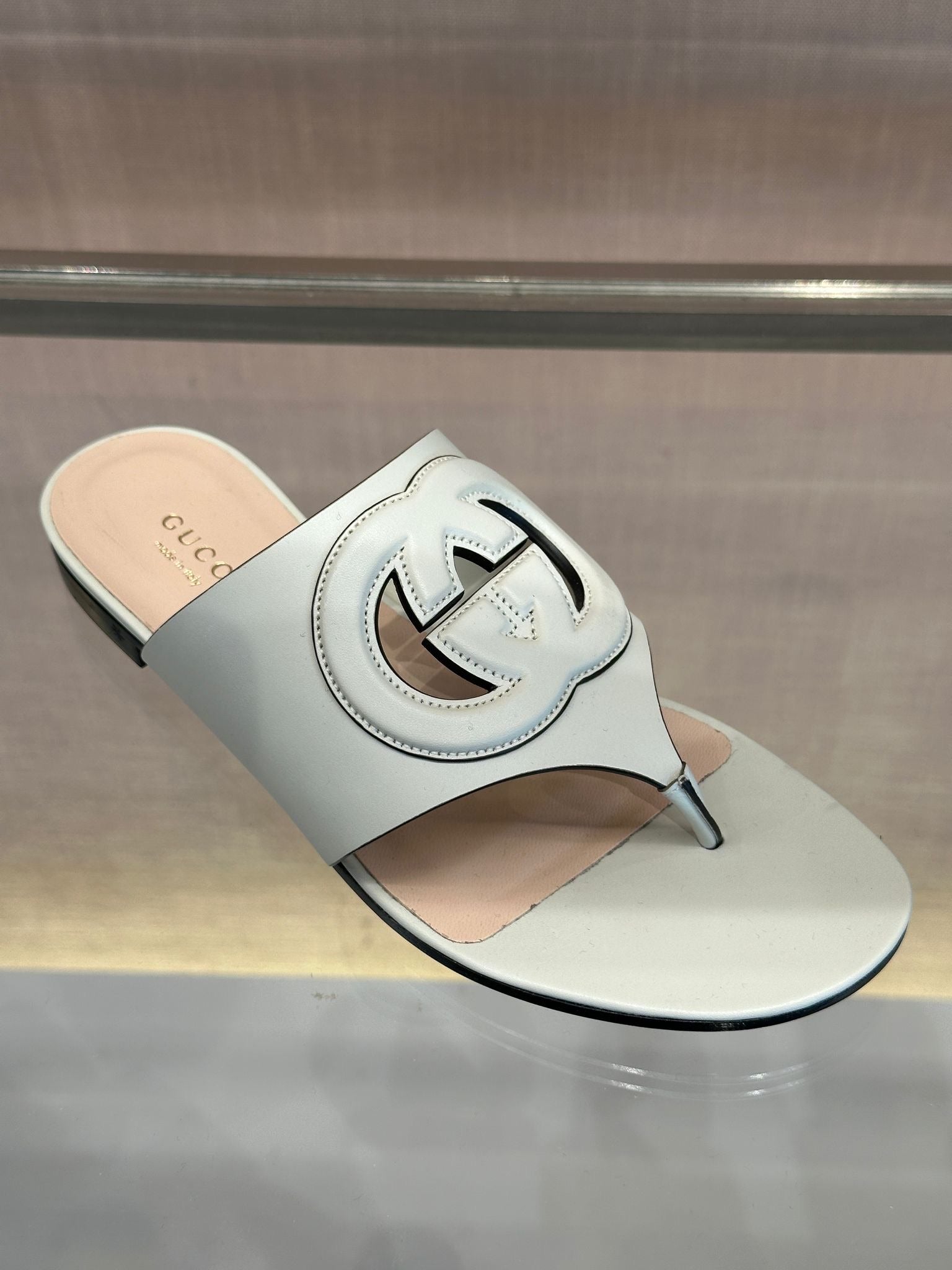 Gucci ThongGucci