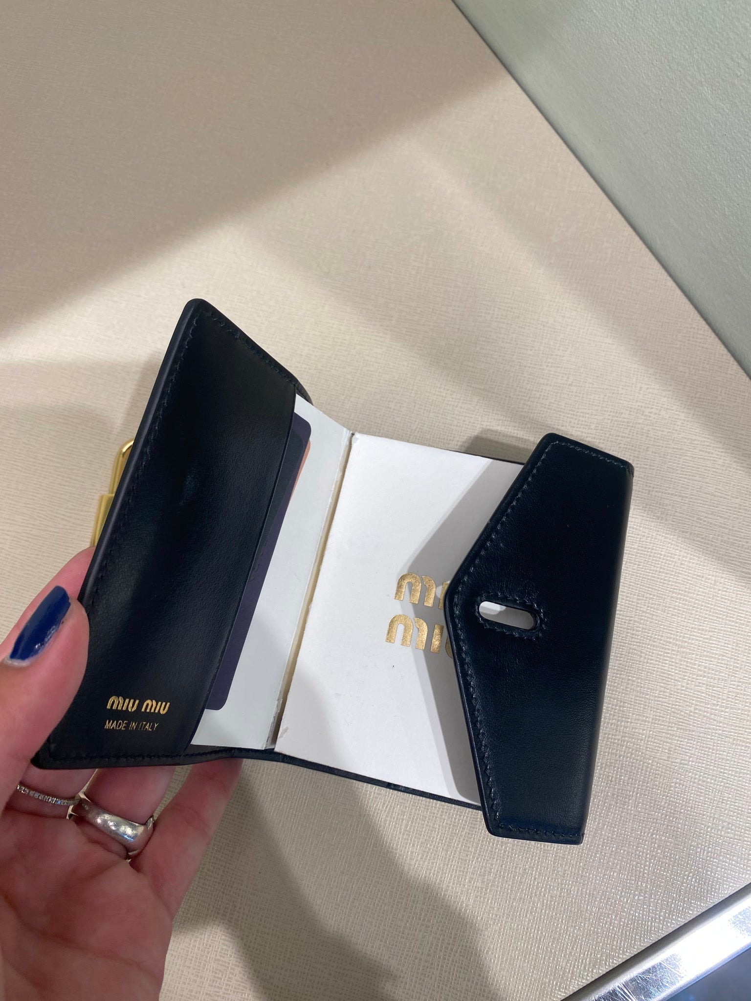 Miu Miu Damskie akcesorium czarneMiu Miu