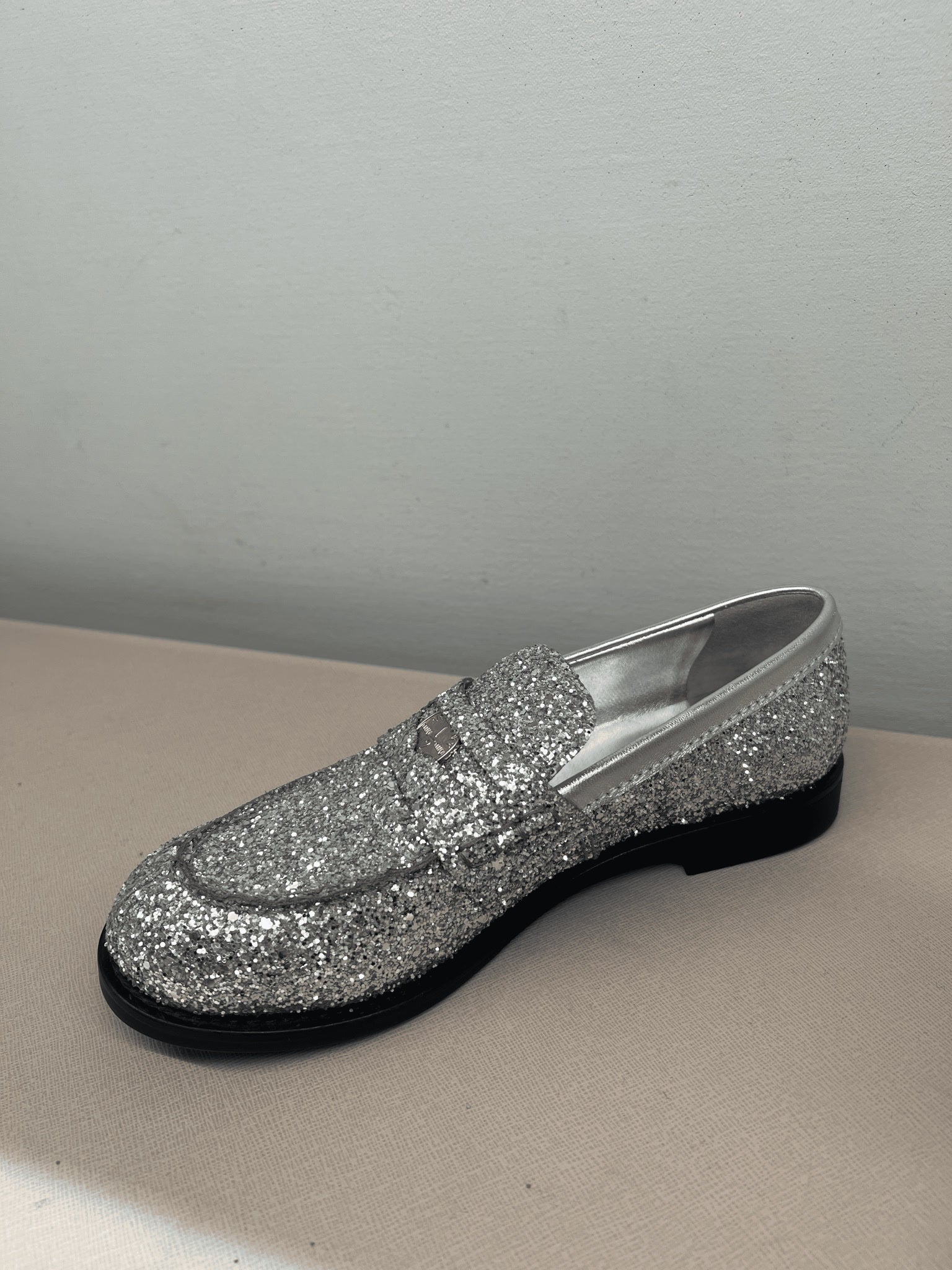 Miu Miu damskie buty srebrne 5D947DMiu Miu