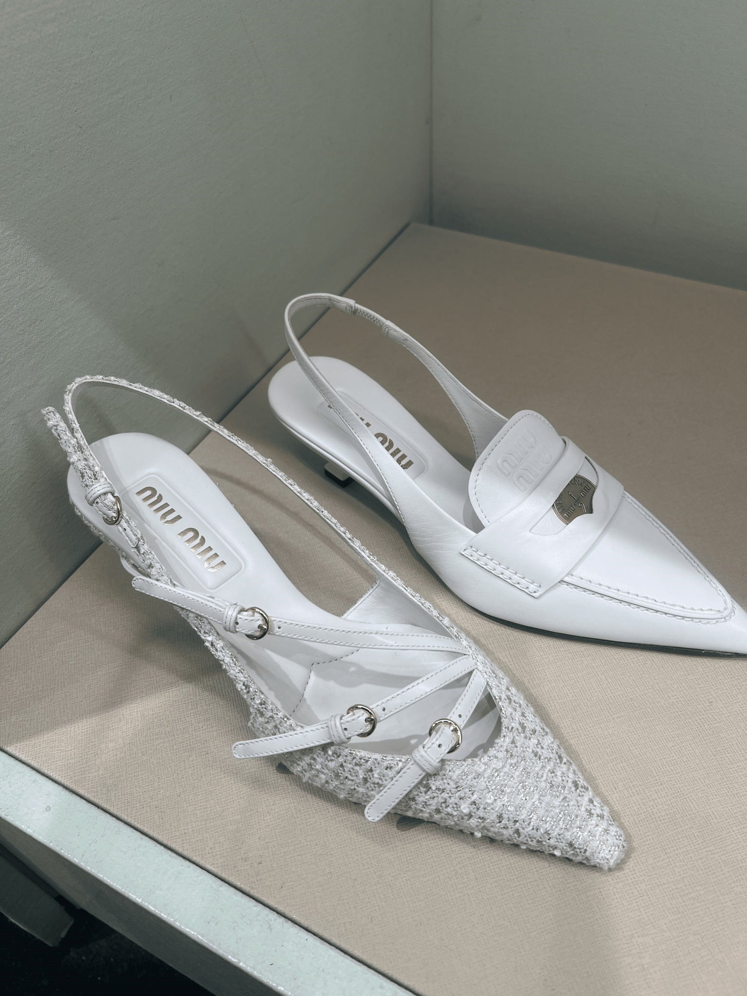 Miu Miu Damskie Szpilki Białe 5X909DMiu Miu