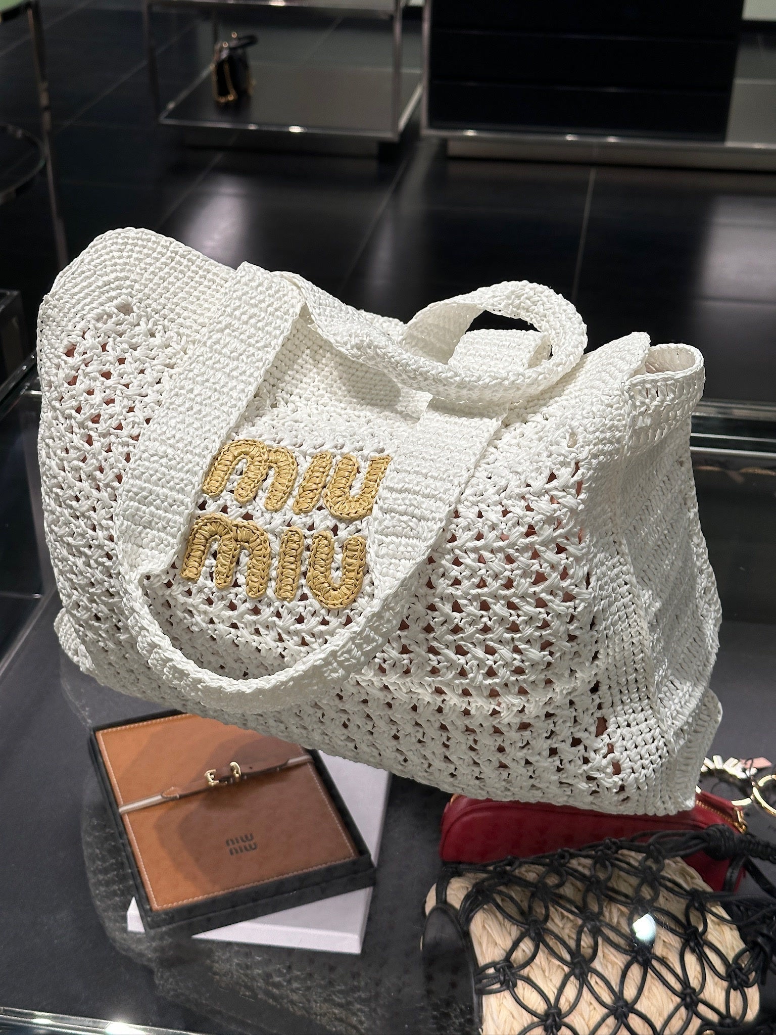 Miu Miu SBG230 2001 F0965 001 VMiu Miu