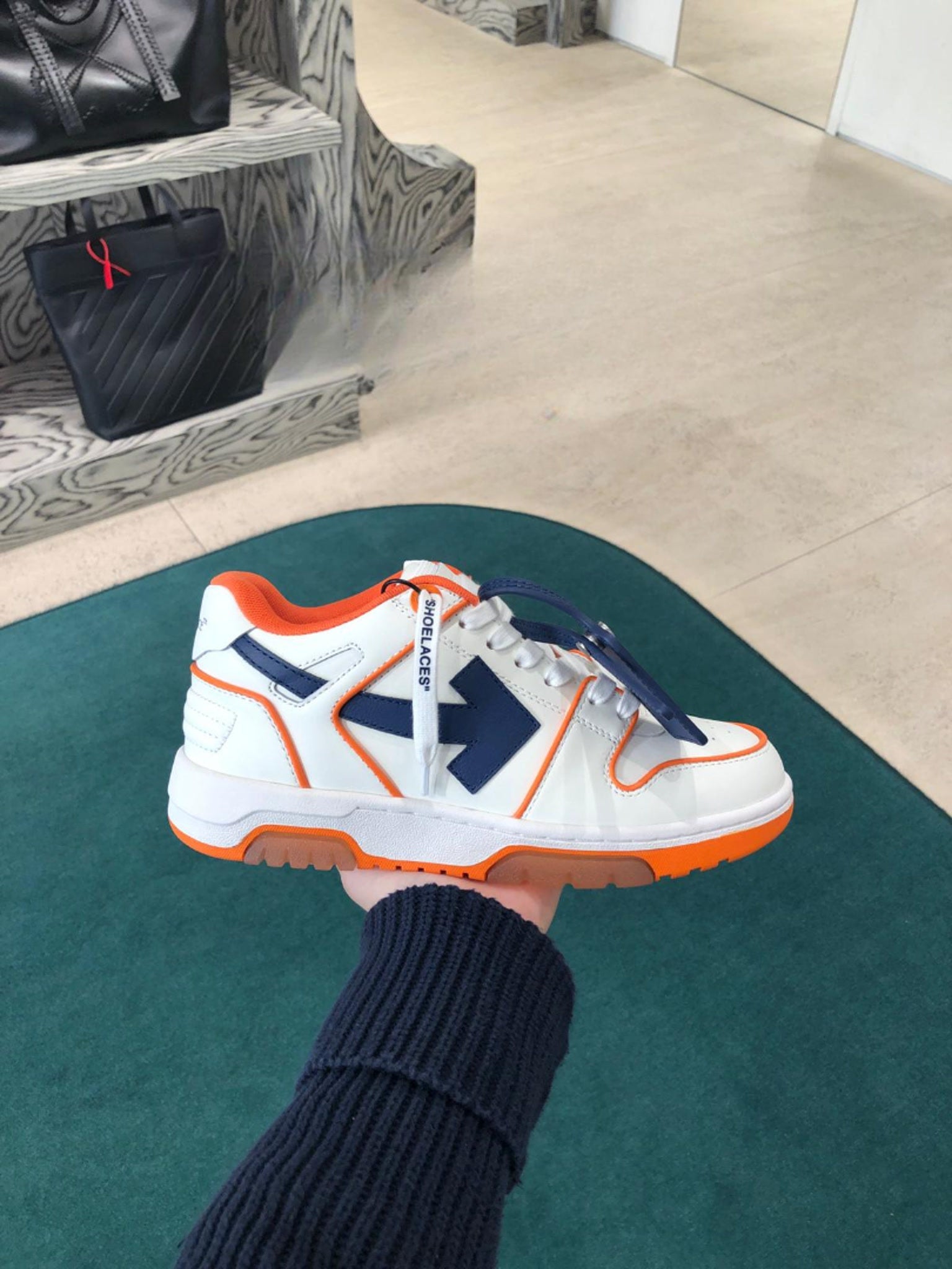Off - White SneakersOff - White