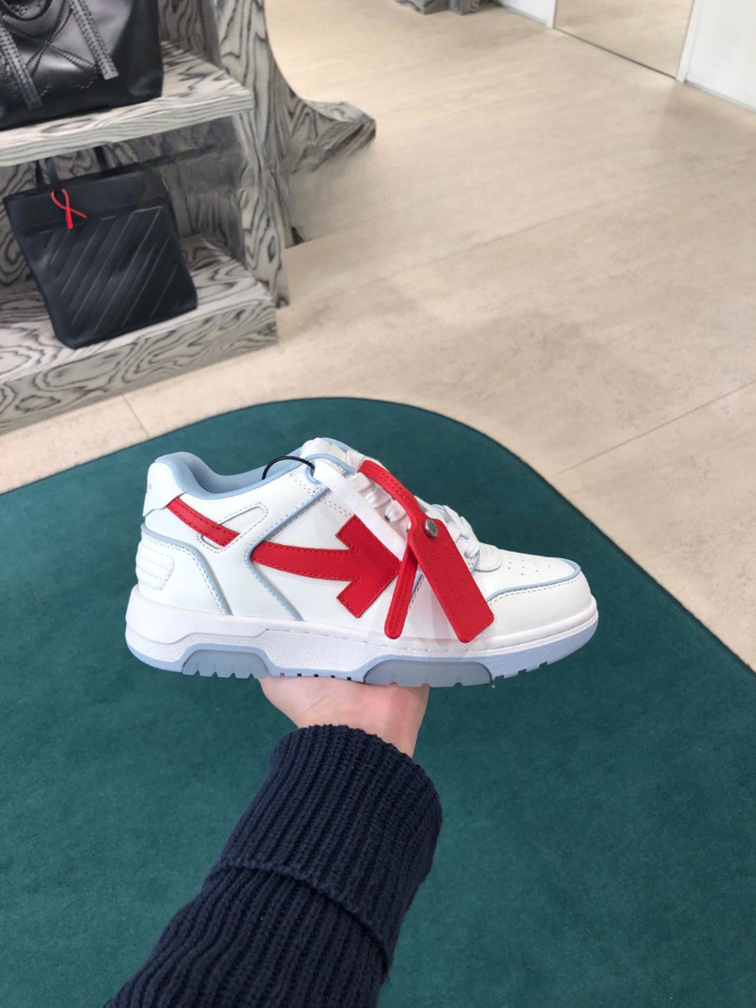 Off - White SneakersOff - White