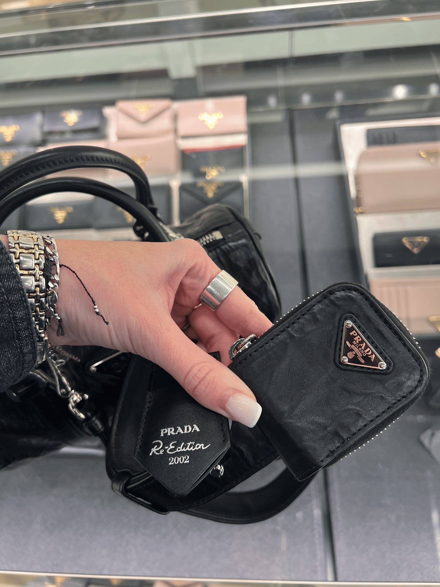Prada czarna torebka na ramię 1BA339Prada