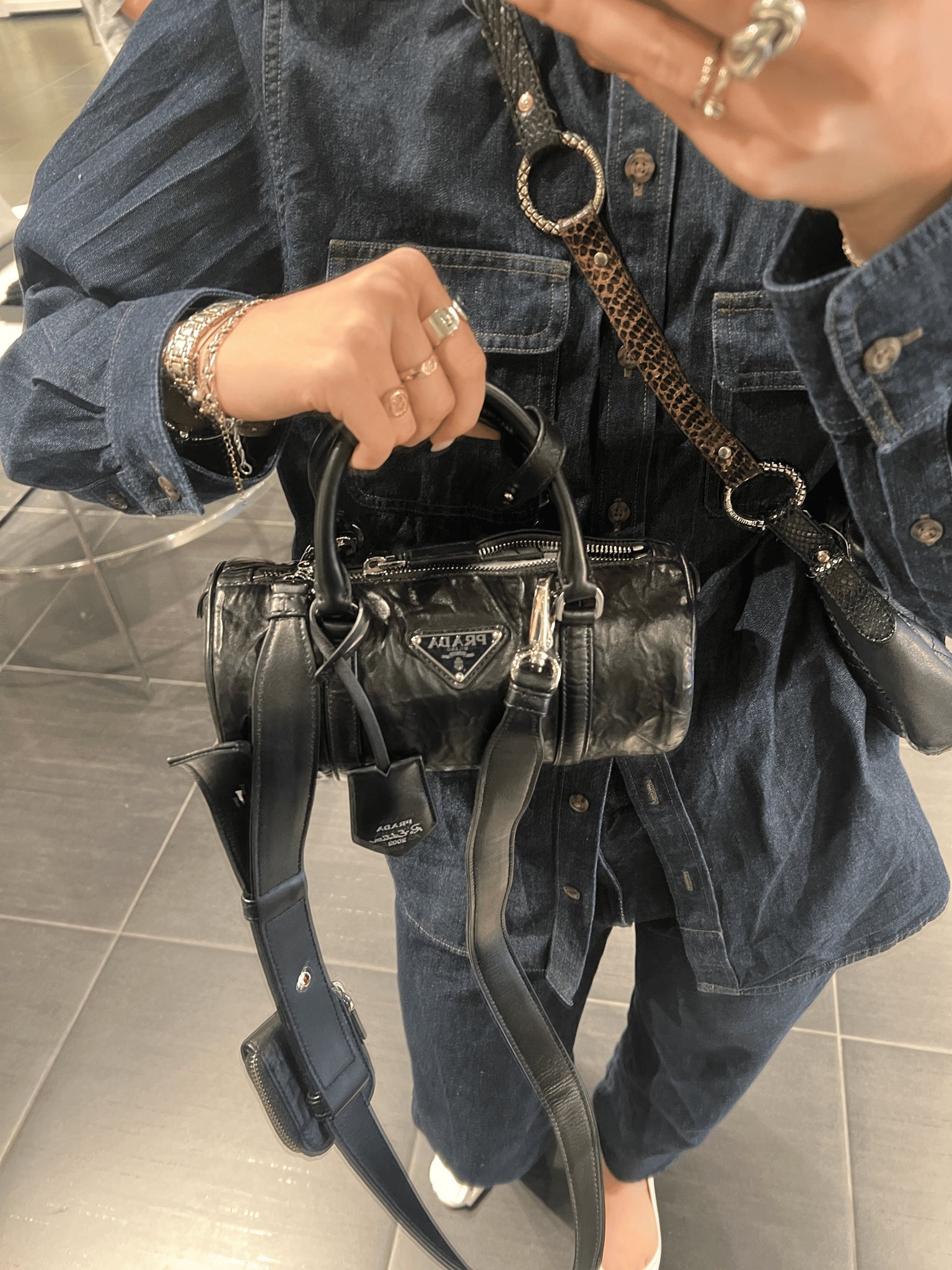 Prada czarna torebka na ramię 1BA339Prada