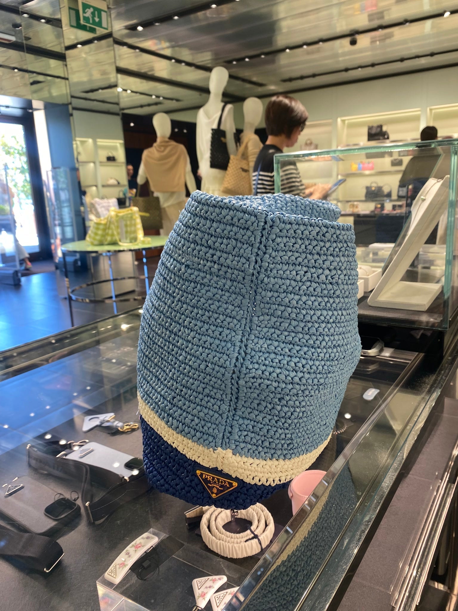 Prada Damska torebka na ramię niebieskaPrada