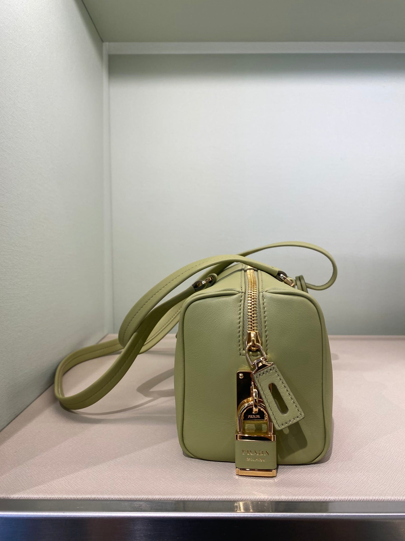 Prada Damska torebka na ramię żółty skóraPrada