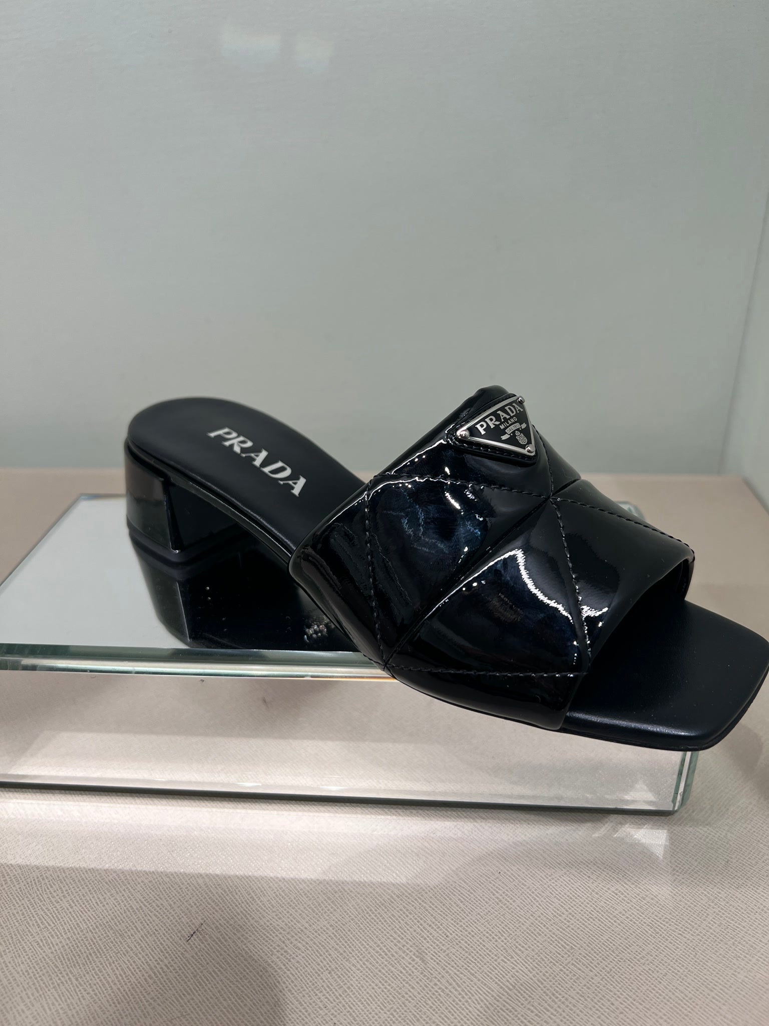 Prada Damskie buty czarne skóraPrada