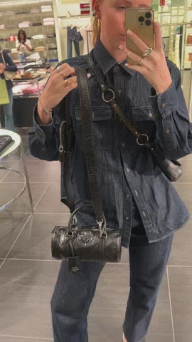 Prada czarna torebka na ramię 1BA339
