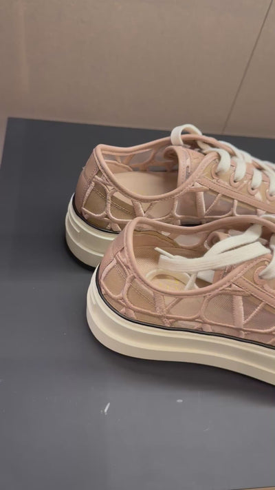 Valentino Rockstud Sneakers
