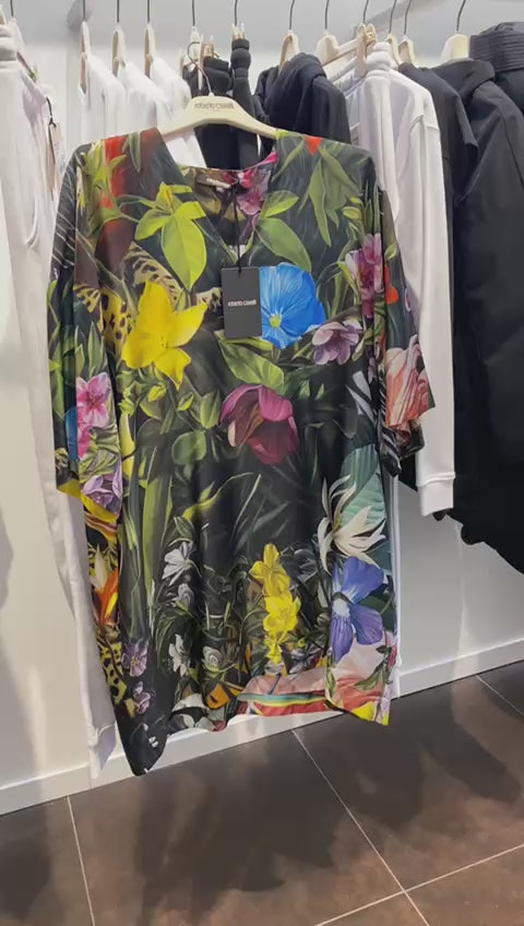 Short dress