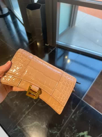Hourglass Wallet W/C Shiny Embossed Croc Calf AG Nude Beige